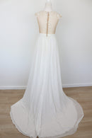 Soft White Wedding Dress with Veil – Size XS | Thrift Finds-7