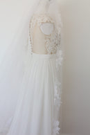 Soft White Wedding Dress with Veil – Size XS | Thrift Finds-15