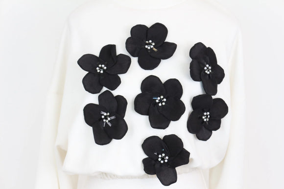 White Cinched-Waist Top with Black Beaded Floral Detail – Size M | Thrift Finds
