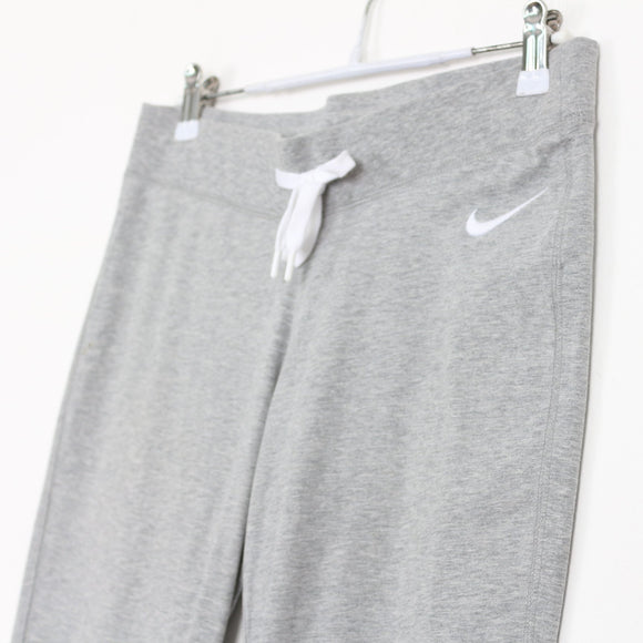 Nike Grey Cuffed Capri Gym Pants - XS