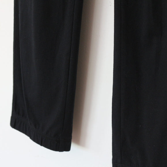 Nike Black Cuffed Capri Gym Pants - XS