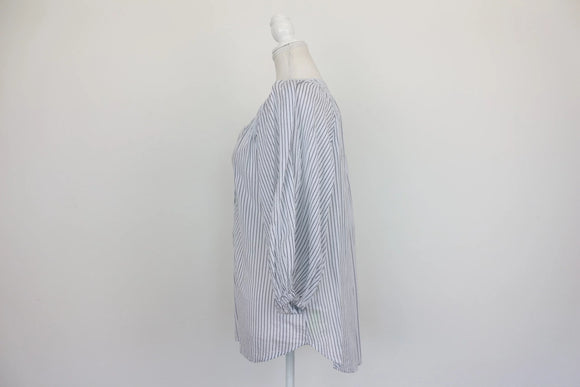 Target White & Navy Pinstripe V-Neck Balloon Sleeve Cotton Blouse – Size 12