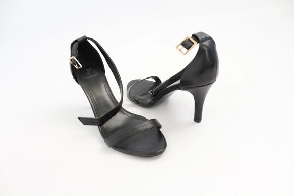 Country Road Classic Black Strappy Heels – Day to Evening | Size 6