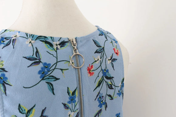 Woolworths Blue Floral Sleeveless Blouse – Size 14