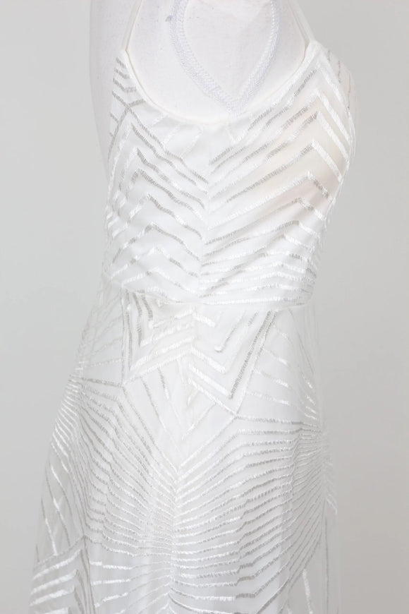 Geometric Embroidery Wedding Dress – Intricate Patterned Bridal Gown | Size S | Brand New