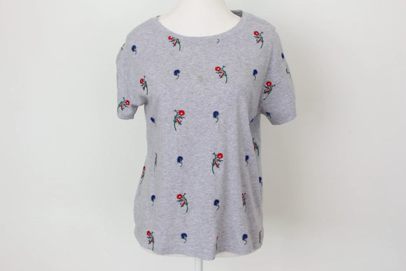 Woolies Vintage Grey T-Shirt – Delicate Embroidered Flower Detail | Size S | Pre-Loved