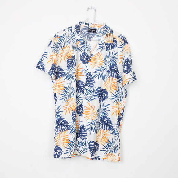 Blue Barrel Palm Leaf Print Short-Sleeve Shirt – Tropical Casual Button-Up | Size XL | Pre-Loved