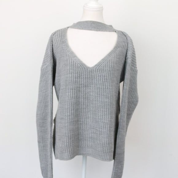Boohoo Grey V-Neck Jersey – Cosy Knit Jumper for Layering | Size M | Pre-Loved