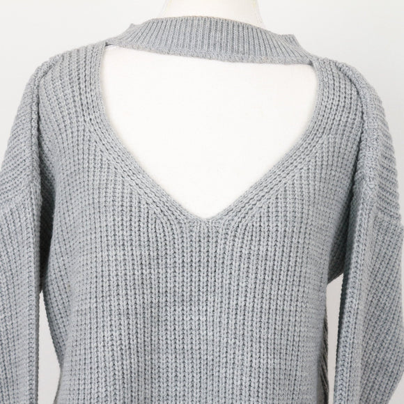 Boohoo Grey V-Neck Jersey – Cosy Knit Jumper for Layering | Size M | Pre-Loved
