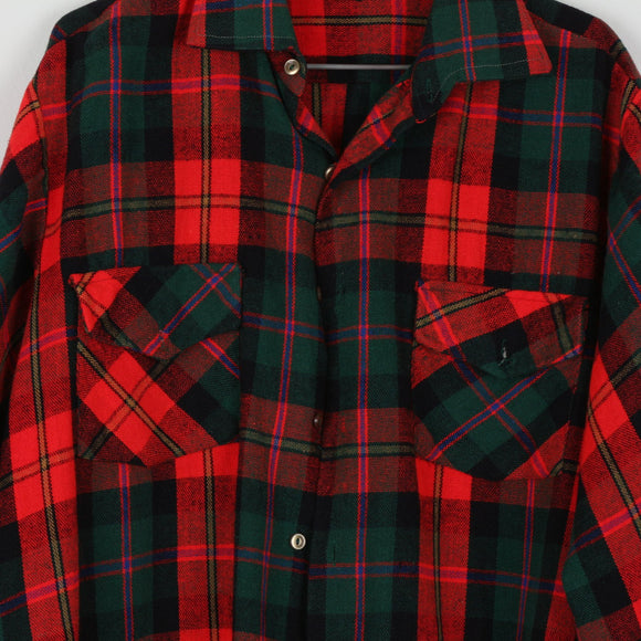 Traditional Plaid Long Sleeve Shirt (M)