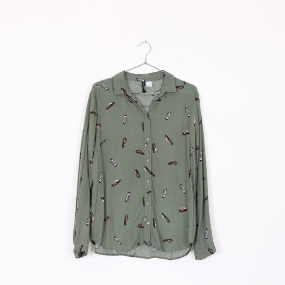 H&M Sage Feather-Print Shirt | Size 4