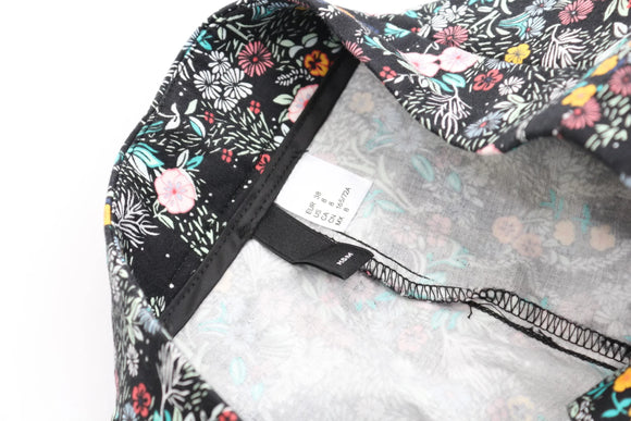 H&M Black Floral Print Pants | Size 8 | Pre-Loved