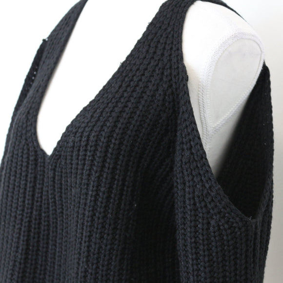 Black Chunky-Knit Jersey with Cut-Out Details - Size S