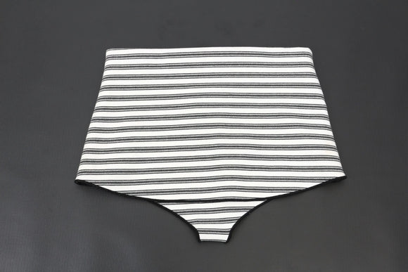 Cream & Black Diaper Shorts – Size M | Brand new